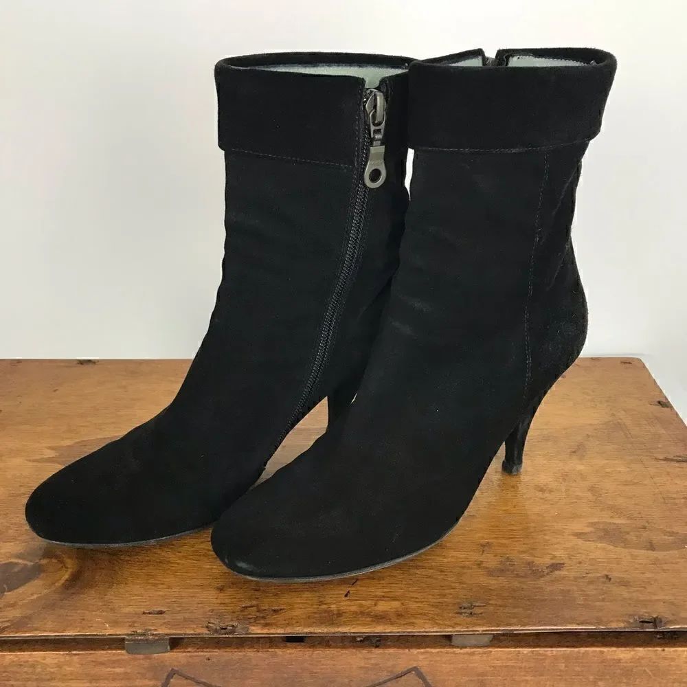 Sigerson Morrison cuffed heel boots